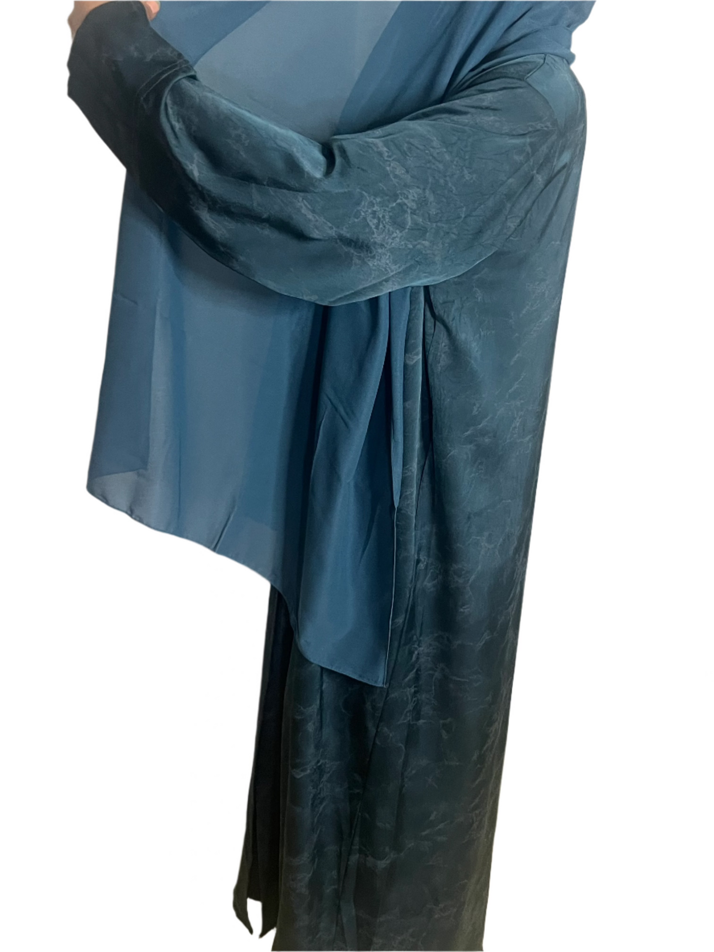 Amira Open Abaya