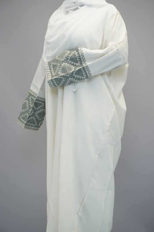 Alina's Linen Abaya