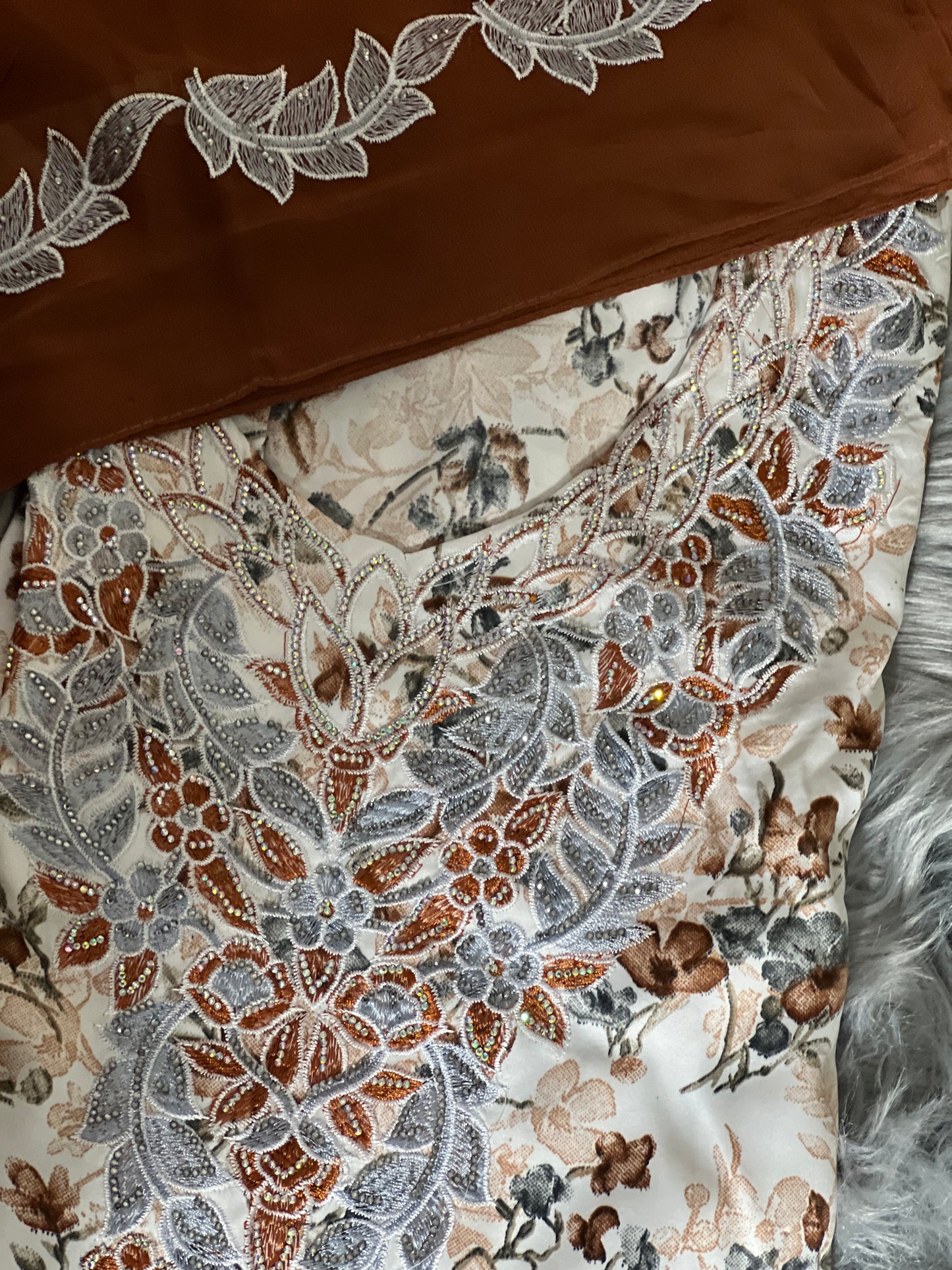 Zahra's  Brown Mukhawar Dress